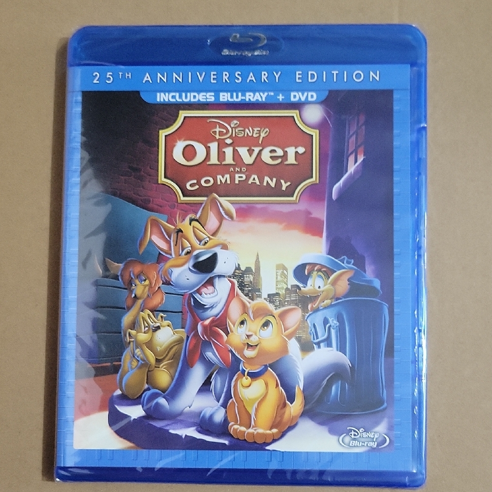 Disney Oliver and Company 25th Anniversary Blu-ray + DVD